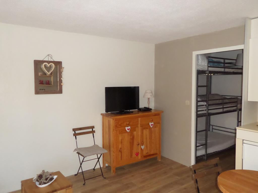 Font-Romeu-Odeillo-Via Appartements Les Balcons Du Soleil מראה חיצוני תמונה